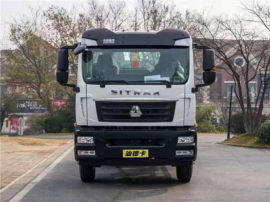 國六重汽汕德卡單橋套臂垃圾車